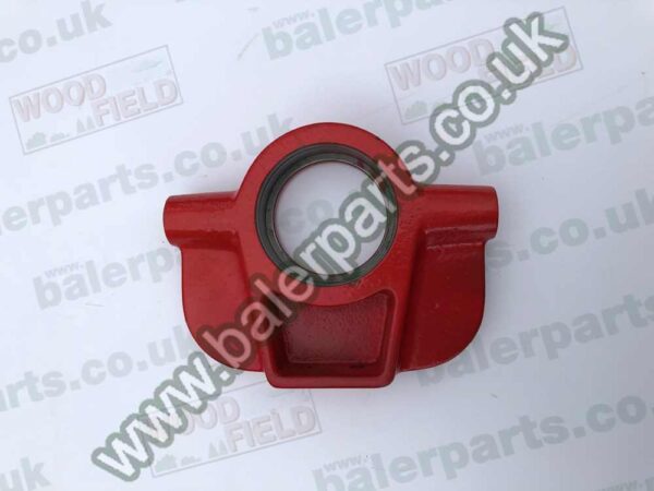 International Centre Bearing Casting_x000D_n_x000D_nEquivalent to OEM:  754791R1_x000D_n_x000D_nSpare part will fit - 430