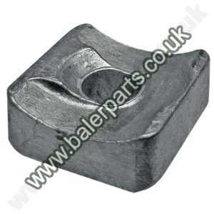 Tedder Tine Holder_x000D_n_x000D_nEquivalent to OEM:  9025730 0009025730_x000D_n_x000D_nSpare part will fit - Volto 450