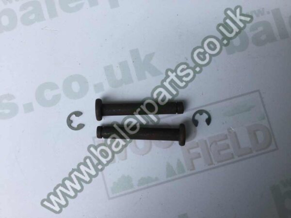 New Holland Feeder Chain Connector pin (pair)_x000D_n_x000D_nEquivalent to OEM: 215720_x000D_n_x000D_nSpare part will fit - 376