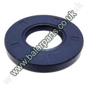 Rotary Tedder Oil Seal_x000D_n_x000D_nEquivalent to OEM:  00132500 00132500 00132500 00132500 00132500_x000D_n_x000D_nSpare part will fit - CondiMaster 5521