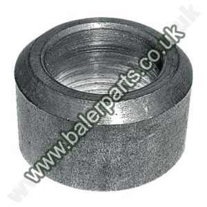 Spacer Bush_x000D_n_x000D_nEquivalent to OEM:  0608010 99.03-13.5_x000D_n_x000D_nSpare part will fit - R 231