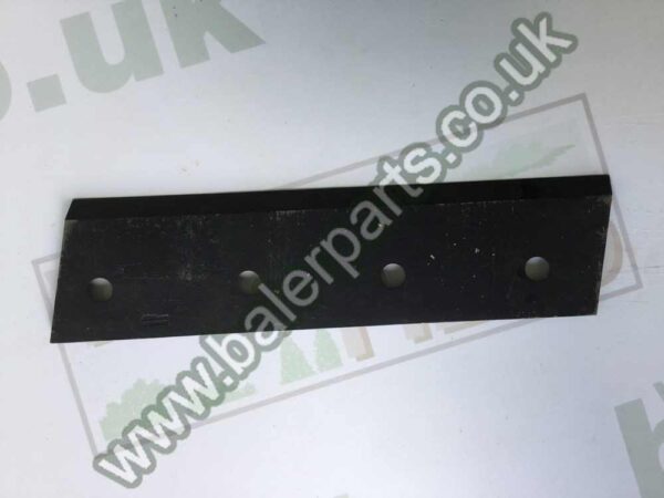 Welger Plunger Knife_x000D_n_x000D_nEquivalent to OEM:  0982201100_x000D_n_x000D_nSpare part will fit - AP630