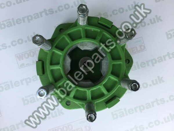Claas Clutch assembly_x000D_n_x000D_nEquivalent to OEM:  812346.2_x000D_n_x000D_nSpare part will fit - Markant models