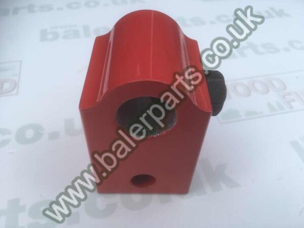 New Holland Packer Arm End_x000D_n_x000D_nEquivalent to OEM:  536573 159485_x000D_n_x000D_nSpare part will fit - 370