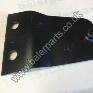 Blade Holder_x000D_n_x000D_nEquivalent to OEM: 121146 570425_x000D_n_x000D_nSpare part will fit - KM 265