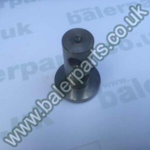 New Holland Feeder plug_x000D_n_x000D_nEquivalent to OEM:  122238_x000D_n_x000D_nSpare part will fit - 274