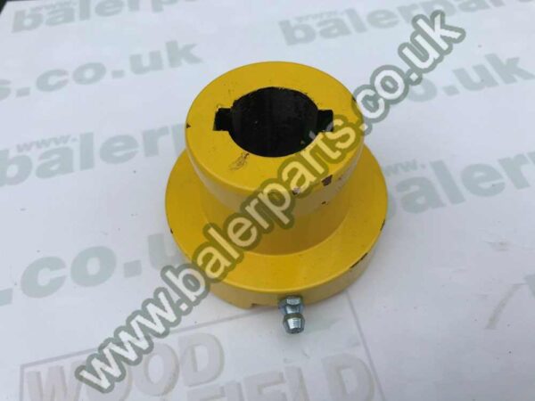 New Holland Pick Up Drive_x000D_n_x000D_nEquivalent to OEM:  449046_x000D_n_x000D_nSpare part will fit - 940