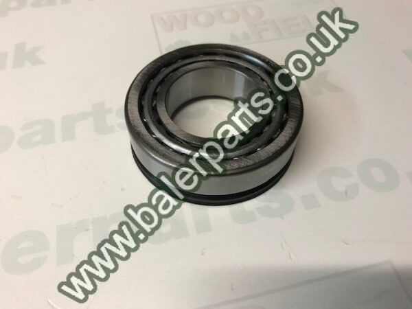Plunger Bearing_x000D_n_x000D_nEquivalent to OEM: 700706124_x000D_n_x000D_nSpare part will fit models: Hesston 4990