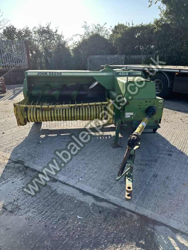 John Deere 342A - Image 5