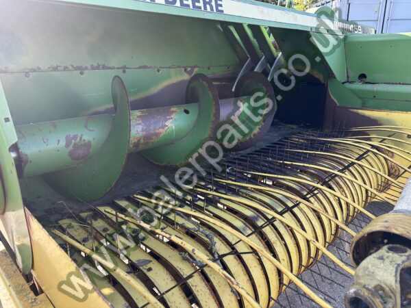 John Deere 342A - Image 7