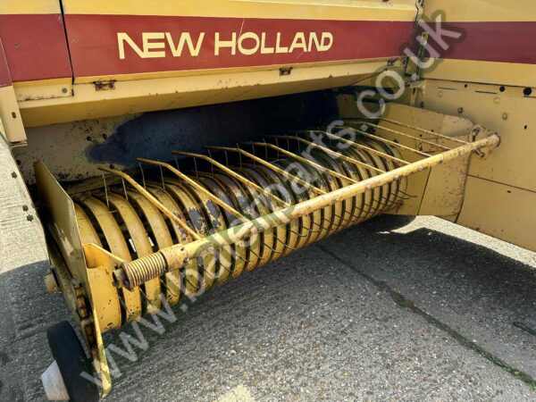 New Holland 940 baler - Image 7