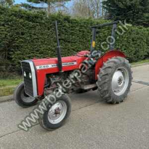 Massey Ferguson 240