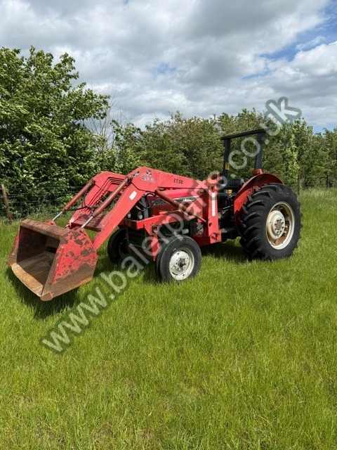 Massey Ferguson 253